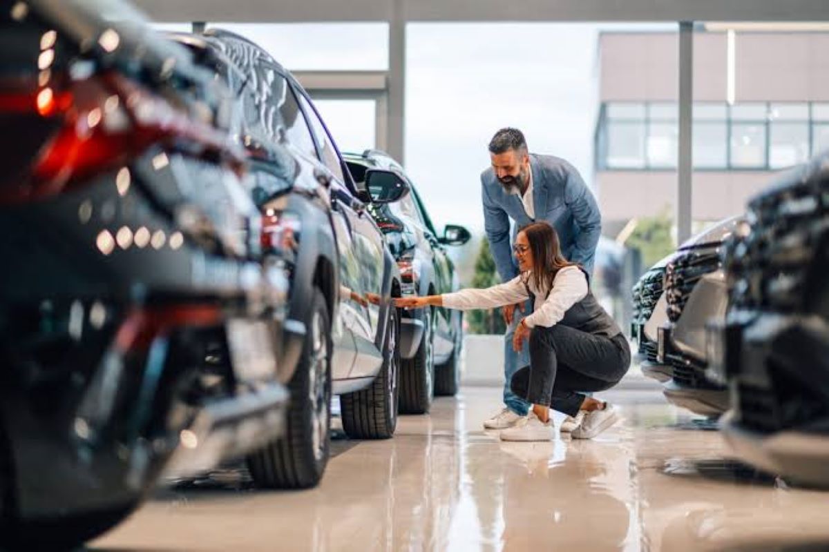 Read more about the article Car Park Cleaning Involves More Than Sweeping and Emptying Bins